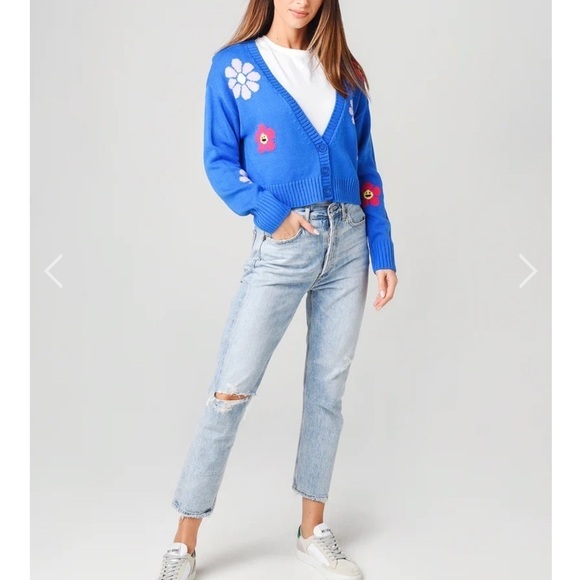 525 America Women’s Flower Knitted Cardigan - Picture 10 of 10